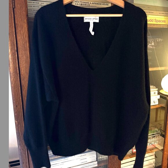 V Neck Cashmere Sweater - Picture 3 of 3